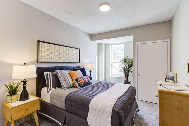 Photo - Morrow Apartments