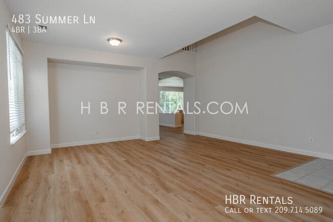 Building Photo - 483 Summer Ln