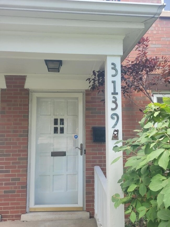 Photo - 3139 Central St