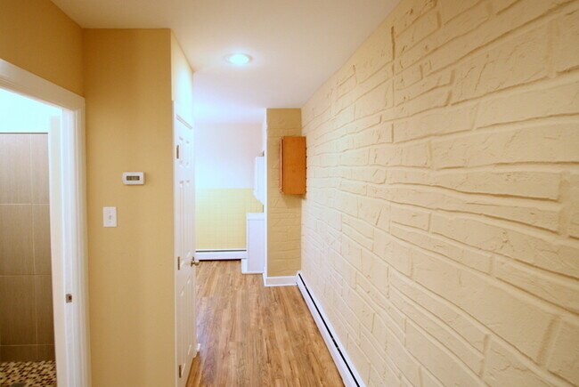 Photo - 4518 Van Kirk St