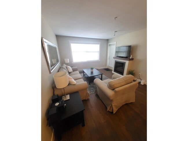 Photo - 19936-19956 56 Ave Unité 302