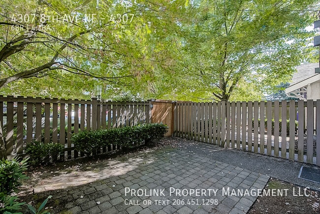Photo - 4307 8th Ave NE