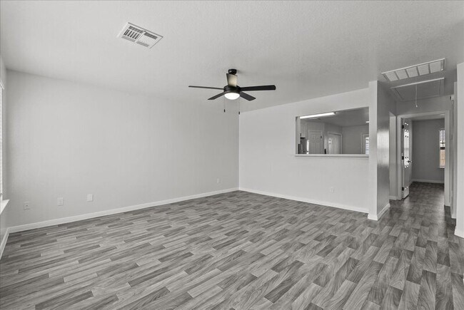 Photo - 2101 St Lucia Calle