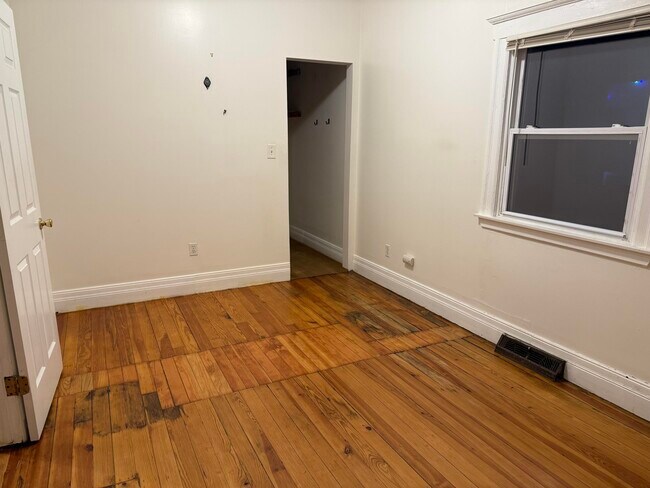 Photo - 2229 Faber St