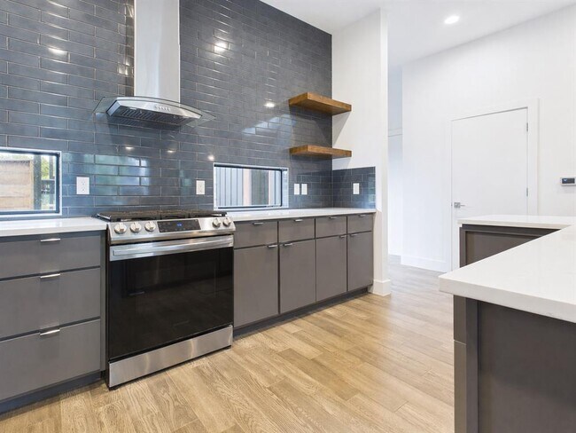 Photo - 4402 Mt Vernon Dr Unit A