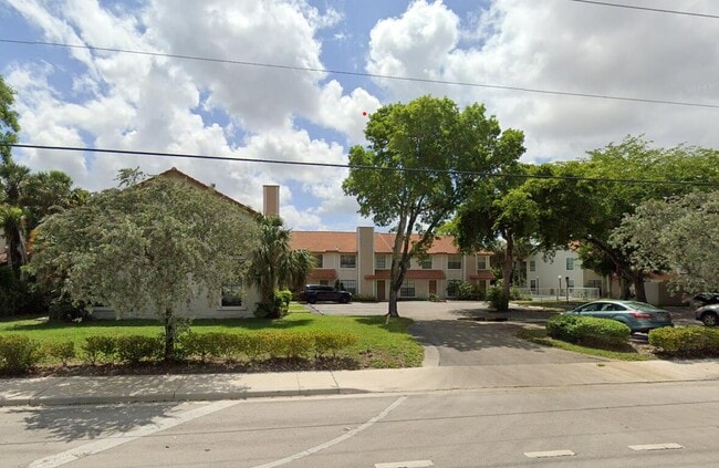 Building Photo - 3529 Coral Springs Dr Rental