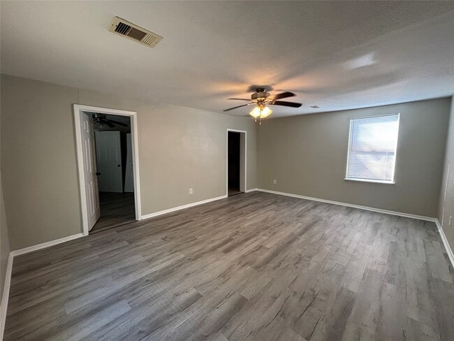 Photo - 2613 Avenue K