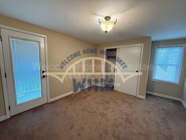 Photo - 4248 S 5th St Unit Upper