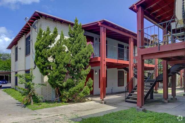 Aviator Apartments