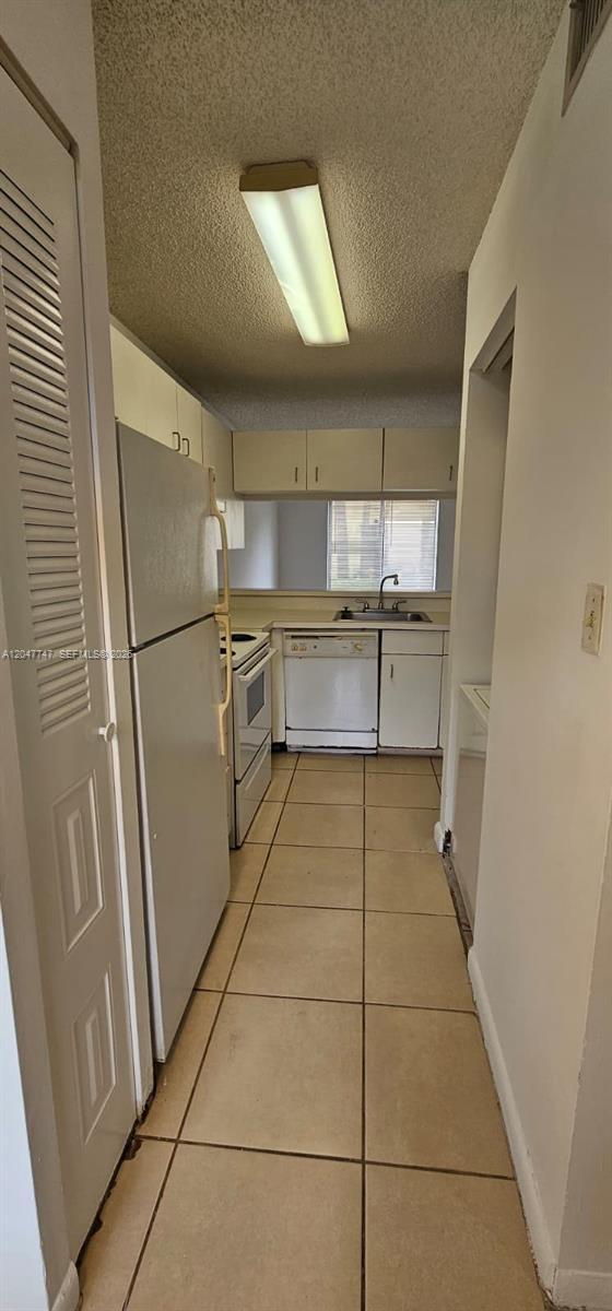 990 Coral Club Dr Unit 990