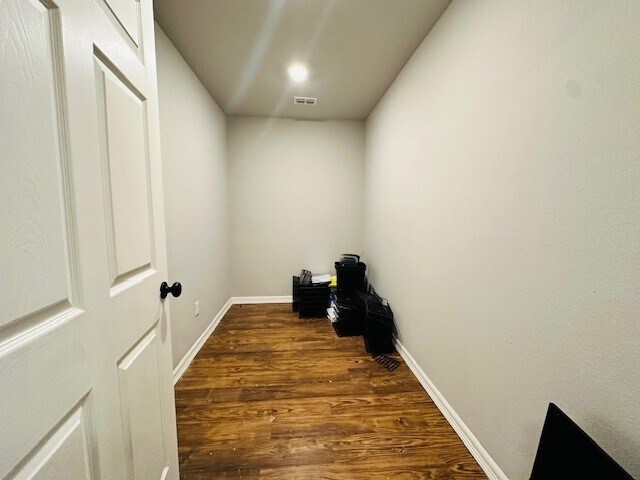 Photo - 933 Clubside Dr