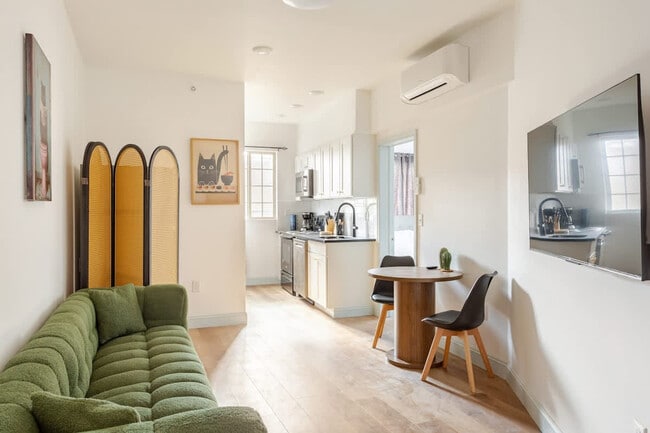 Photo - 1384 Ridge Ave Unidad ID1314957P