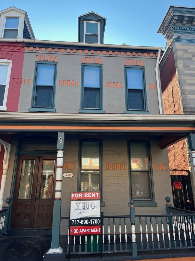 Photo - Spacious 4 bedroom House