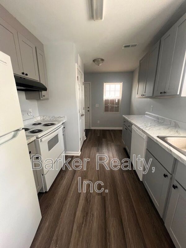 Photo - 1602-C Pender Street