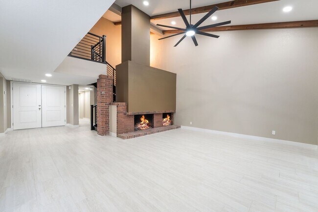 Photo - 968 Pinehurst Dr