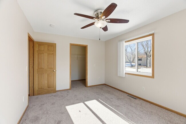 Photo - Griffin Court Apartments