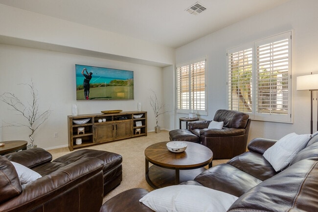 Photo - 35326 N 27th Ln Unidad ID1255435P