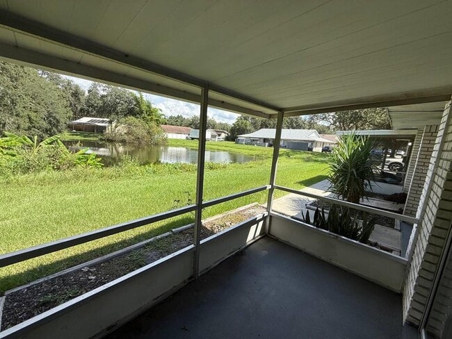 Building Photo - 3153 Bloomingdale Villas Ct