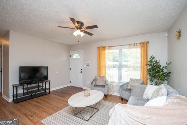 Photo - 9000 Cornell Dr