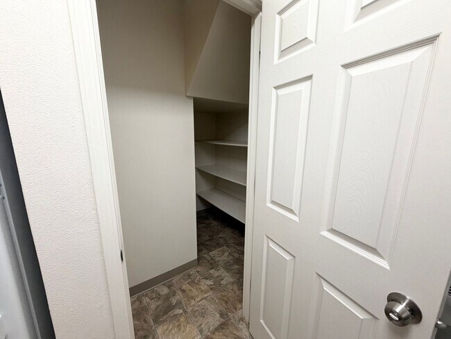 Photo - Super Cute Spacious 2BD 2BA in the Hillsdale Neighborhood! Unit 1308 - #7