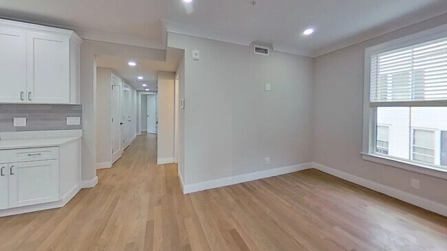 153 Foster St Unidad 1