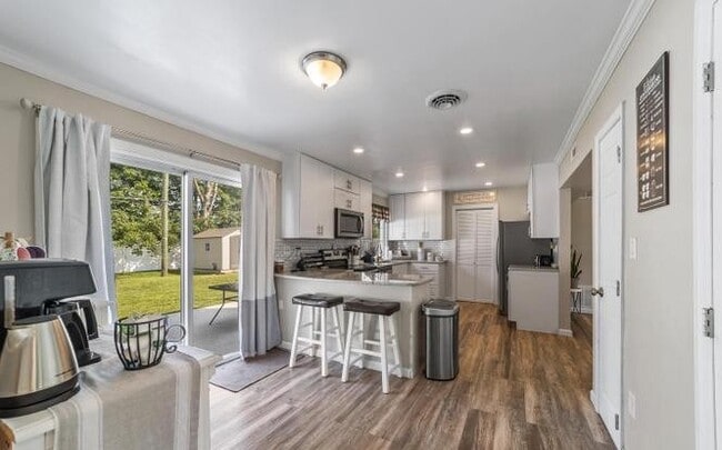 Photo - 97 Shawmont Ln