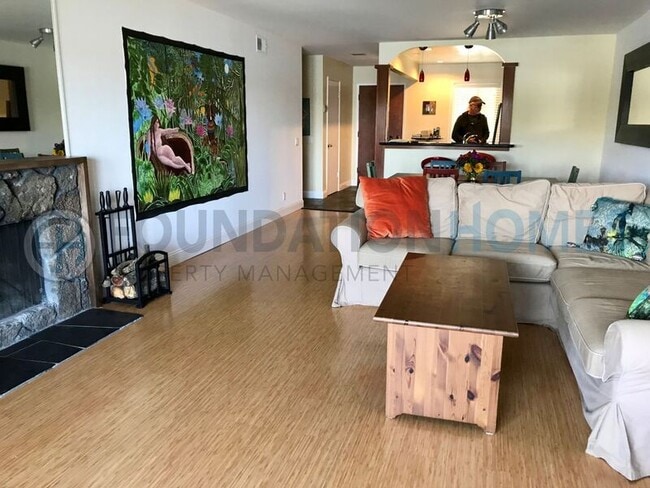 Photo - 707 S Eliseo Dr