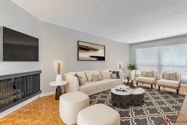 Photo - 1924 Wilmette Ave