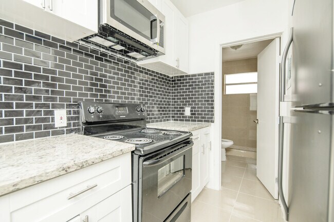 Photo - 1046 Foster Rd Apartments Unit # 1