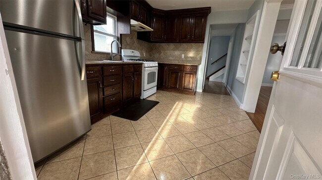 Photo - 273 N Washington St Unit Apt 2