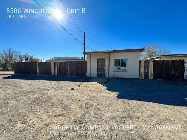 Lower Valley El Paso 2 bed with Refrig A/C - Lower Valley El Paso 2 bed with Refrig A/C Apartment Unit B