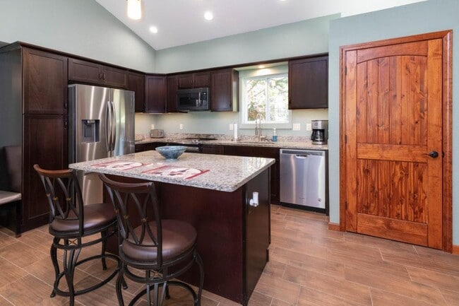 Photo - 9228 Big Laurel Rd