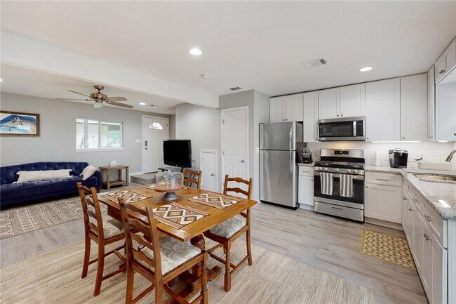 Photo - 513 Boyett St Condo Unit 2