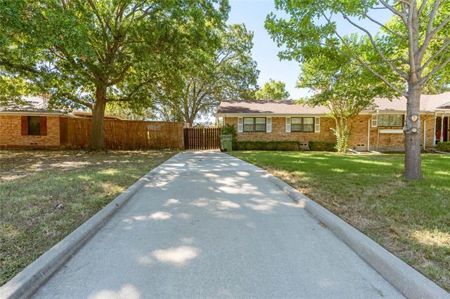 Photo - 2217 Sylvan Dr
