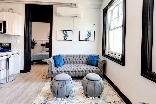 The Suites AHR LLC