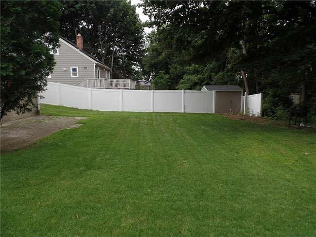 Photo - 110 Knowlton St