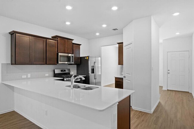 Photo - 1613 Brueggerhoff Rd