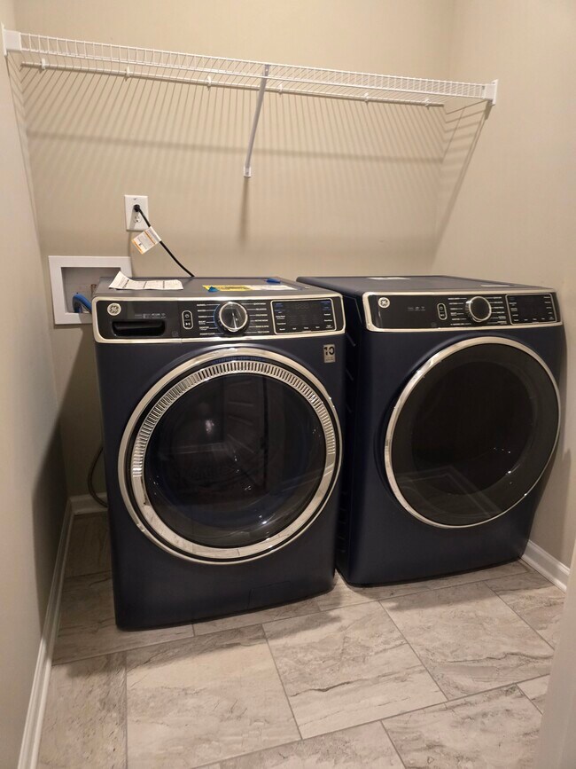 Photo - 159 Belmont Ln