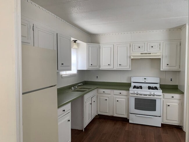 Photo - 3544-B W 15th St