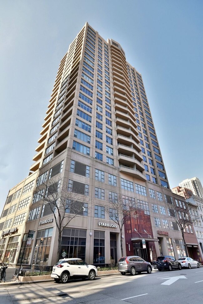 Building Photo - 200 N Jefferson St Rental