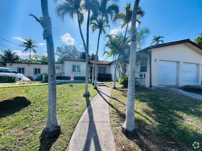 Building Photo - 311 SW 49th Ave Rental