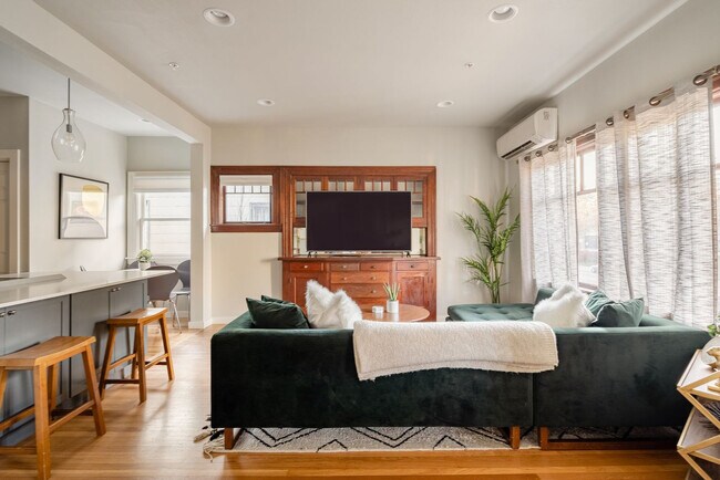 3046 NE Glisan St Unit SI ID1611993P