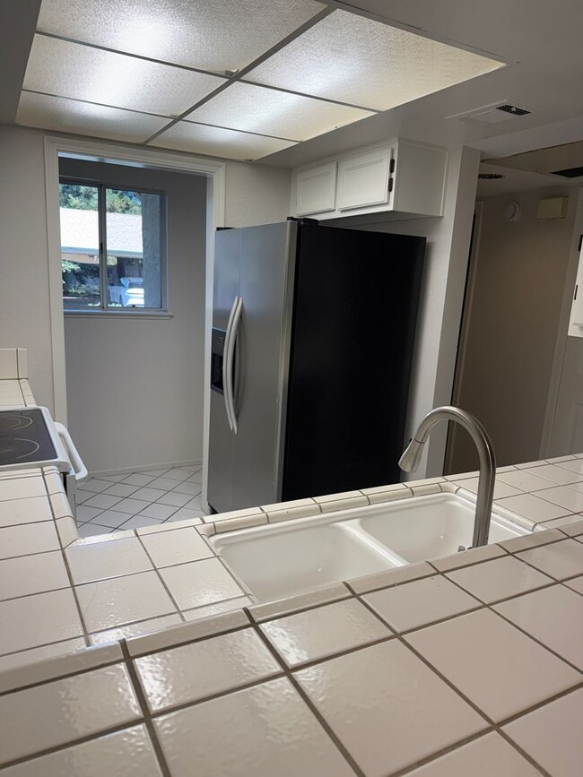 Photo - SPACIOUS 1 BEDROOM, 1.5 BATHROOM TOWNHOME IN SAN JOSE. MUST SEE!!!