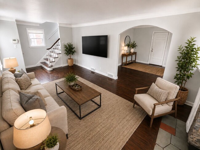 Building Photo - Spacious 3-Bedroom Home Ready for Move-In