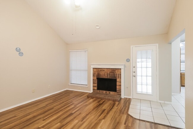 Photo - 4209 Vincent Terrace