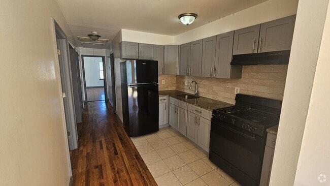 Building Photo - 88 Brown Pl Unit 2 Rental