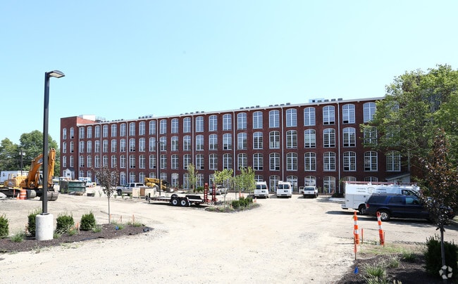 Photo - Threadmill Apartments