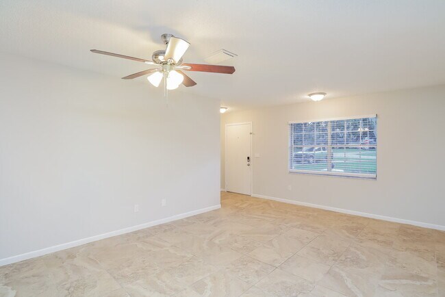 Photo - 1091 Mindello Ave