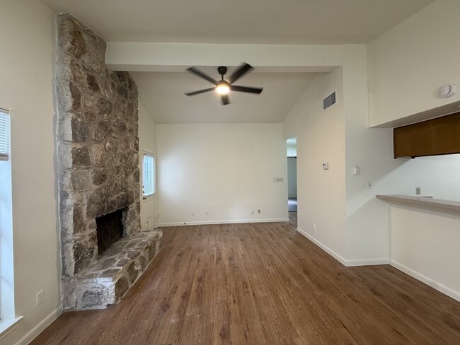 Photo - 2506 Howellwood Wy Unit 1