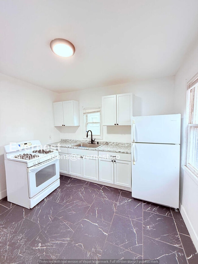 Photo - Cozy 3 Bed/1 Bath Home / Pet-Friendly / Available Now!